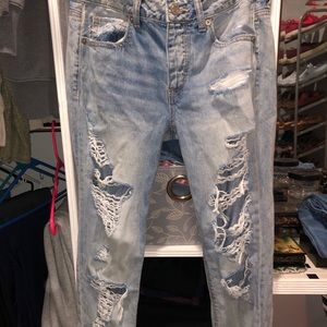 Distressed AE jeans